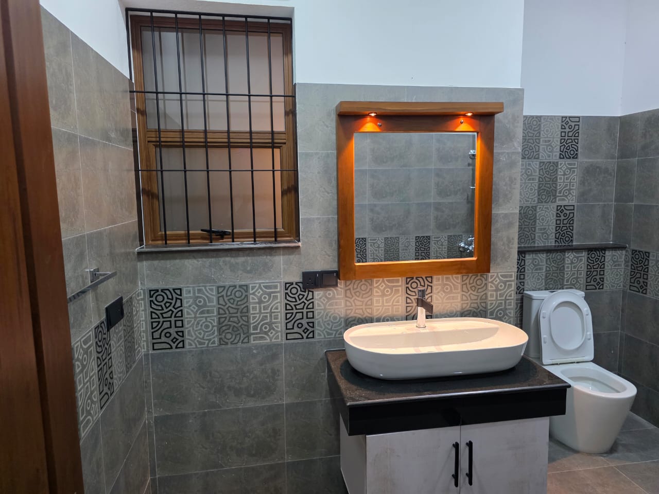 Brand New Luxury House for Rent in Negombo