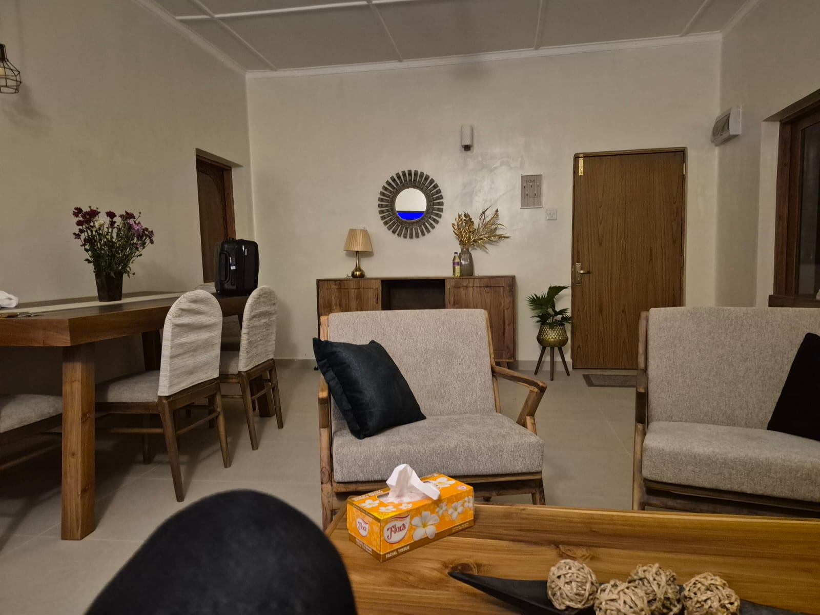 Furnished Apartment for Rent in Bambalapitiya, Colombo 4.