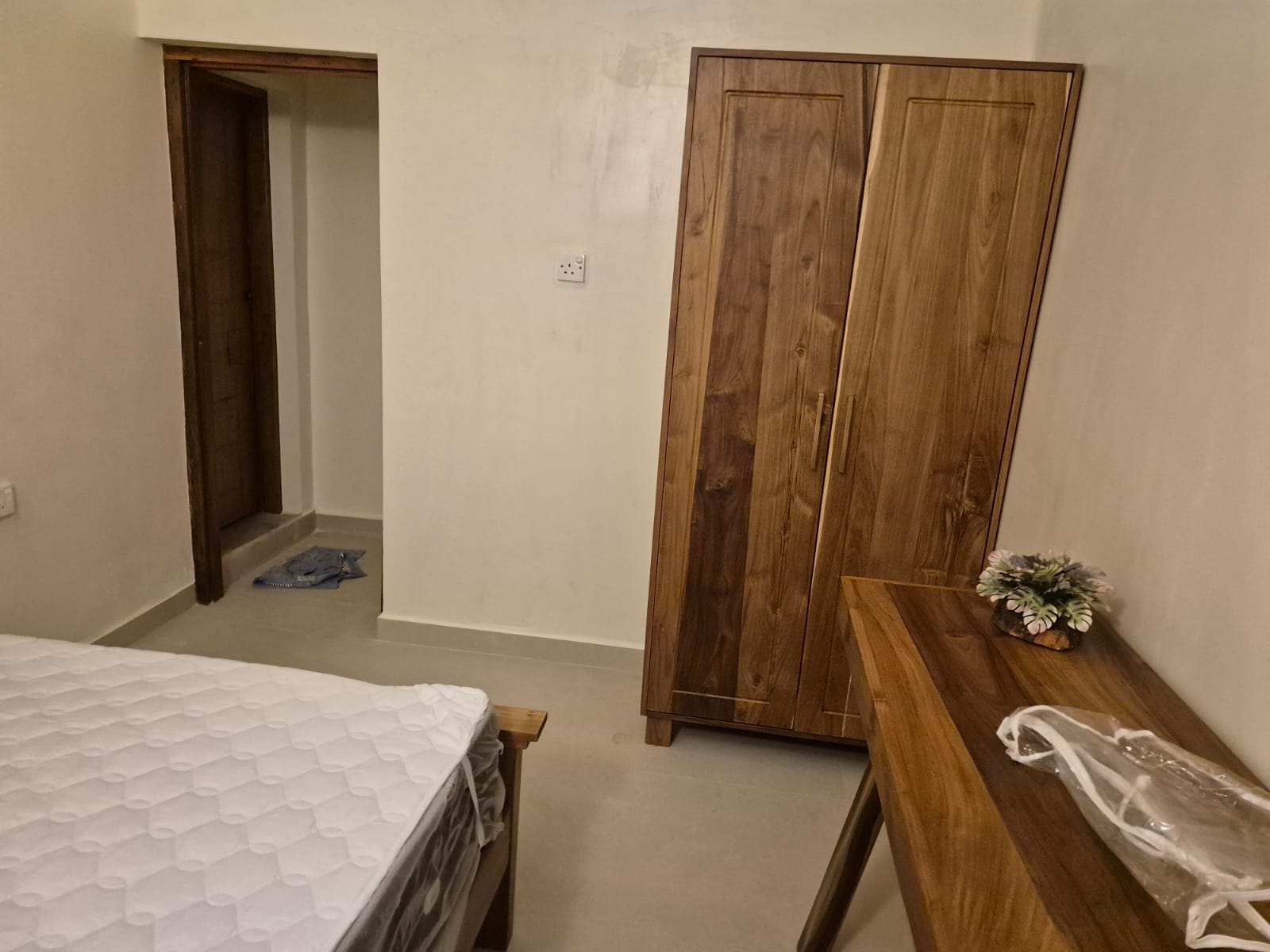 Furnished Apartment for Rent in Bambalapitiya, Colombo 4.