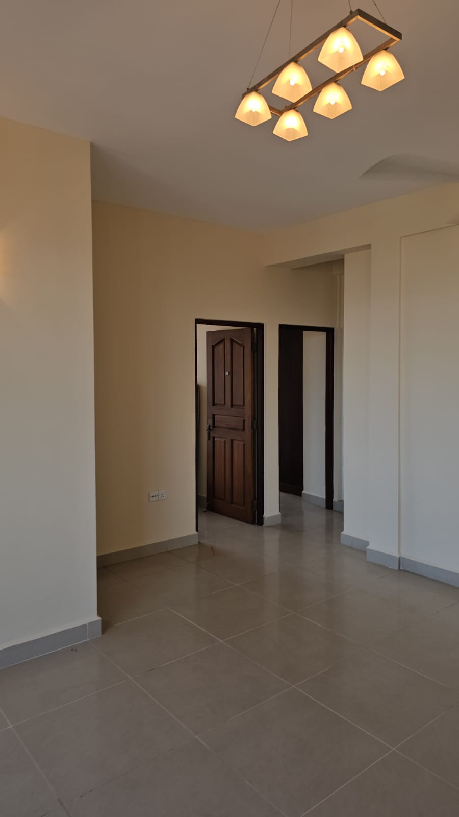 Apartment for Rent in Bambalapitiya, Colombo 4.