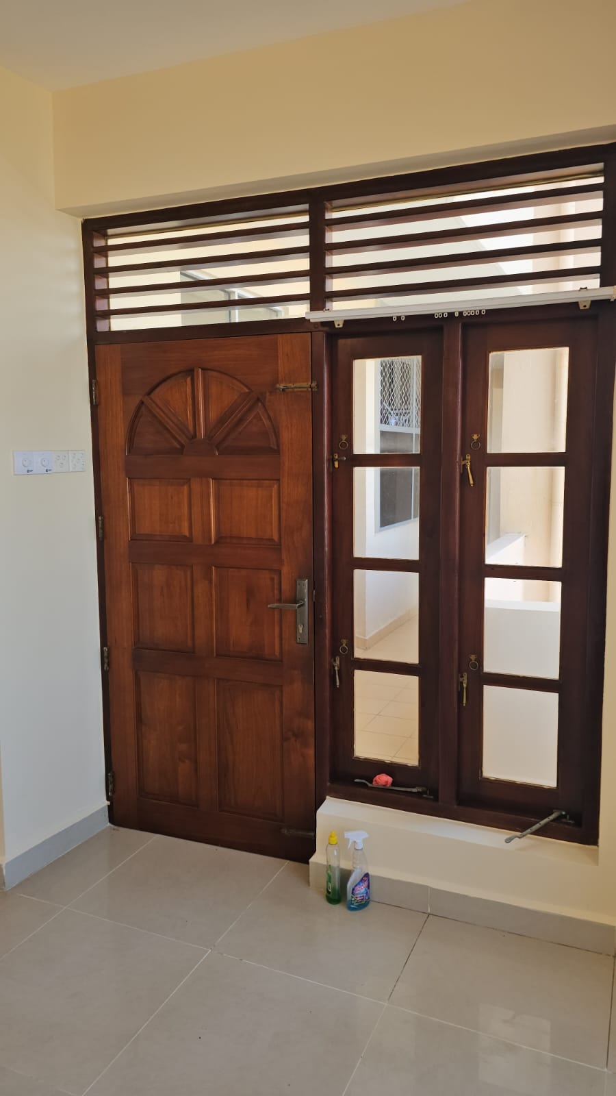 Apartment for Rent in Bambalapitiya, Colombo 4.