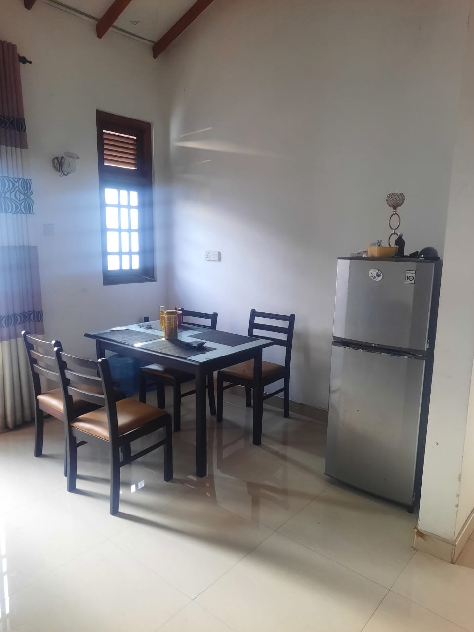 Upstair House for Rent in Welisara, Ragama. 